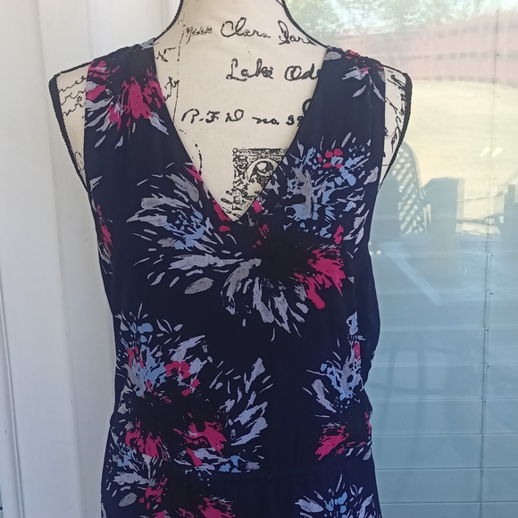 Banana Republic Long Dress - Picture 2 of 9